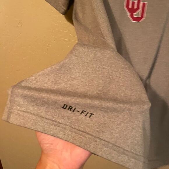 Nike "Boomer Sooner" Graphic T-shirt Men's - Size Small - Picture 5 of 10